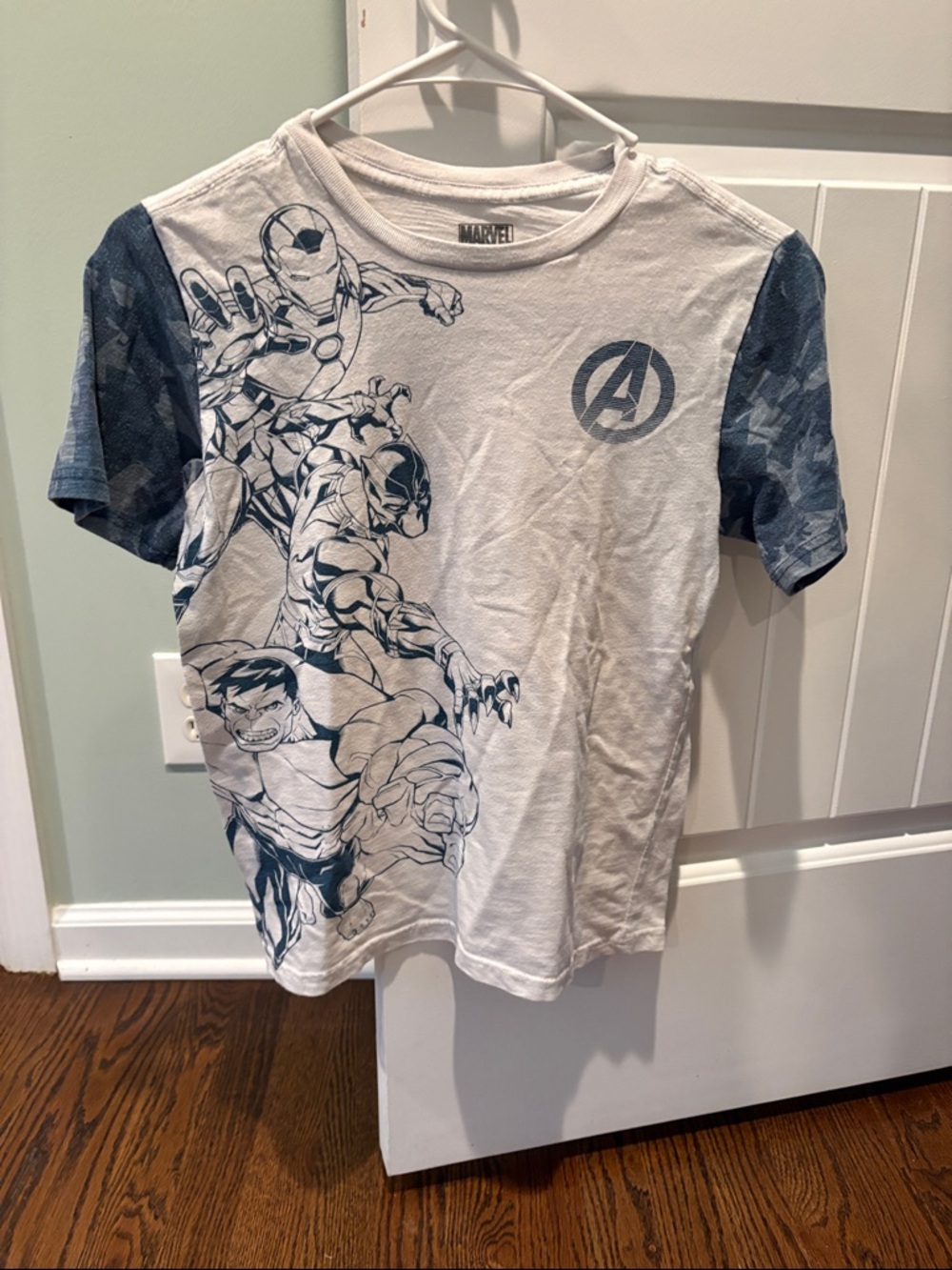 Marvel Avengers Graphic Tee in White and Navy Blue